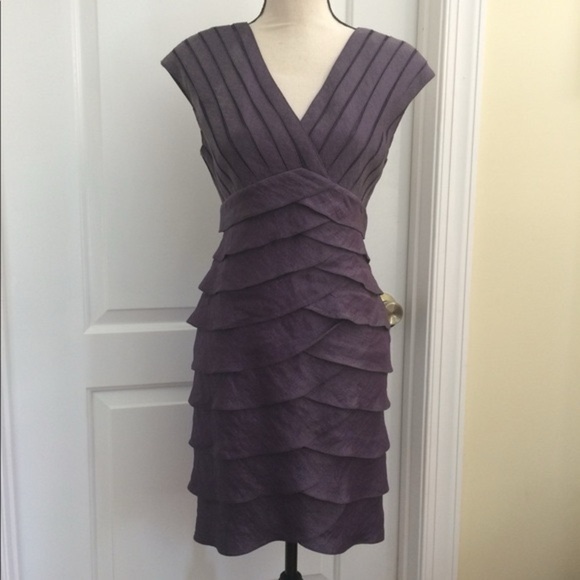 Adrianna Papell Dresses & Skirts - Adrianna Papell Mauve Sleeveless Dress